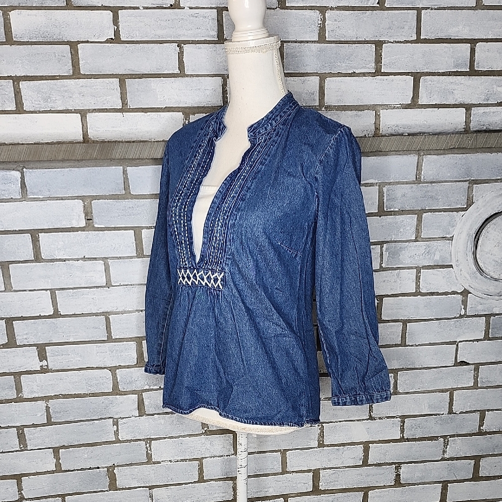 • Vintage Country Door 3/4 Sleeve Denim Jean Blouse Top Size Small Blue & White